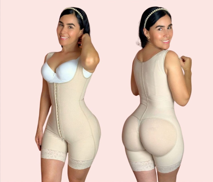 Faja postquirúrgica con 3 ganchos